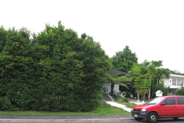 Photo of property in 25 Ivy Place, Birkdale, Auckland, 0626
