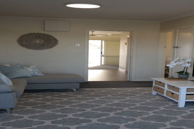 Photo of property in 5 Rongopai Street, Palmerston North, 4414