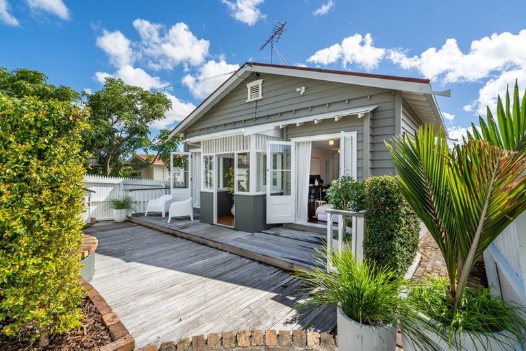 Photo of property in 2/12 Webber Street, Westmere, Auckland, 1022