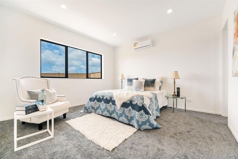 Photo of property in 27 Cloonlyon Drive, Flat Bush, Auckland, 2019