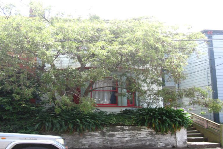 Photo of property in 112 Aro Street, Aro Valley, Wellington, 6021