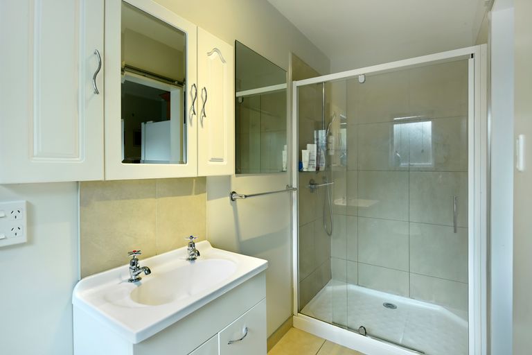 Photo of property in 2/169 Tahunanui Drive, Tahunanui, Nelson, 7011