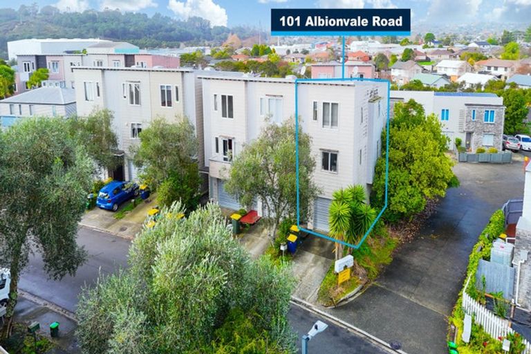 Photo of property in 101 Albionvale Road, Glen Eden, Auckland, 0602