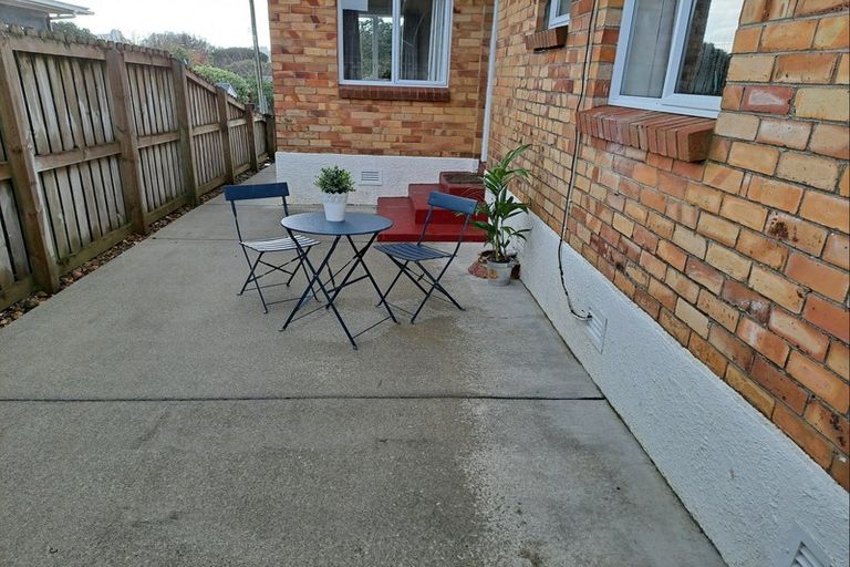 Photo of property in 18 Valley Road, Pukekohe, 2120