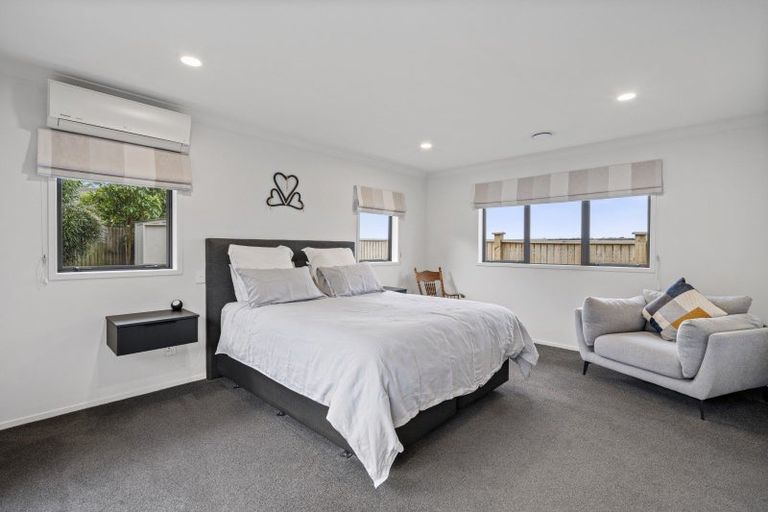 Photo of property in 9 Ellivani Rise, Pukekohe, 2120