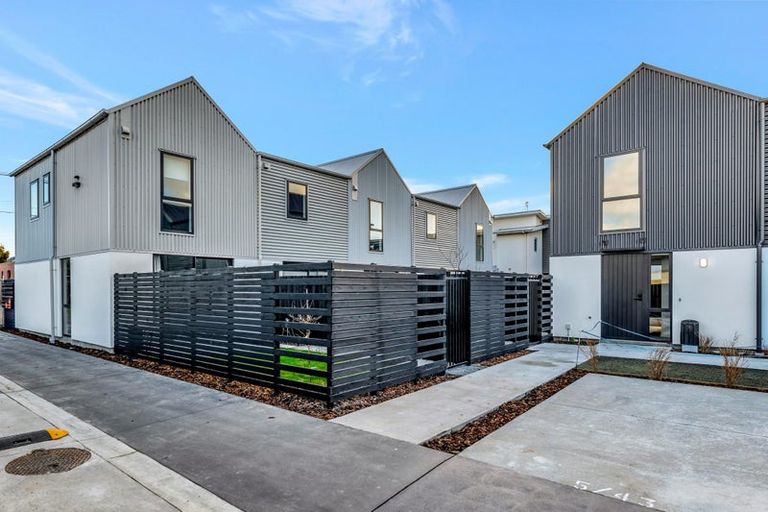 Photo of property in 3/45 Dickens Street, Addington, Christchurch, 8024