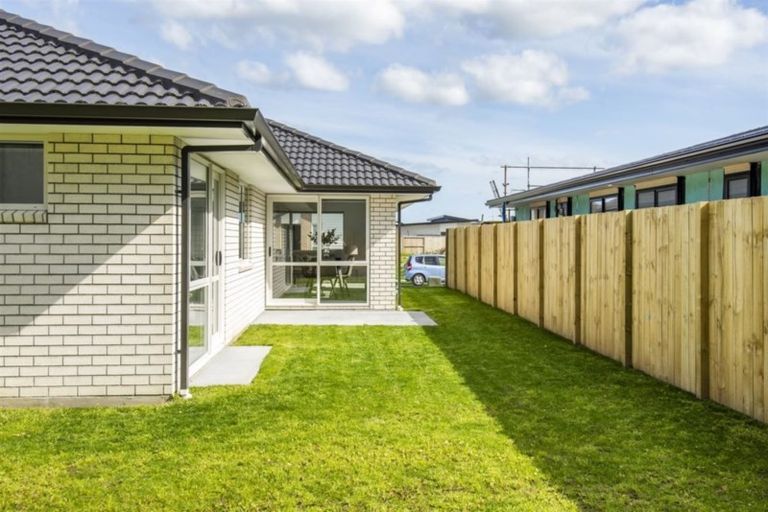 Photo of property in 94 Te Wharo Drive, Papamoa, 3118