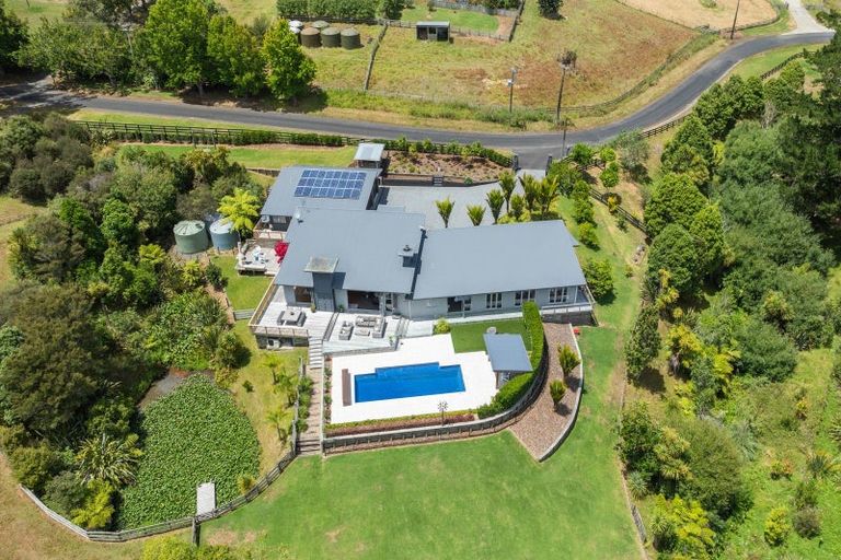 Photo of property in 36 Polo Lane, Whitford, Manurewa, 2576