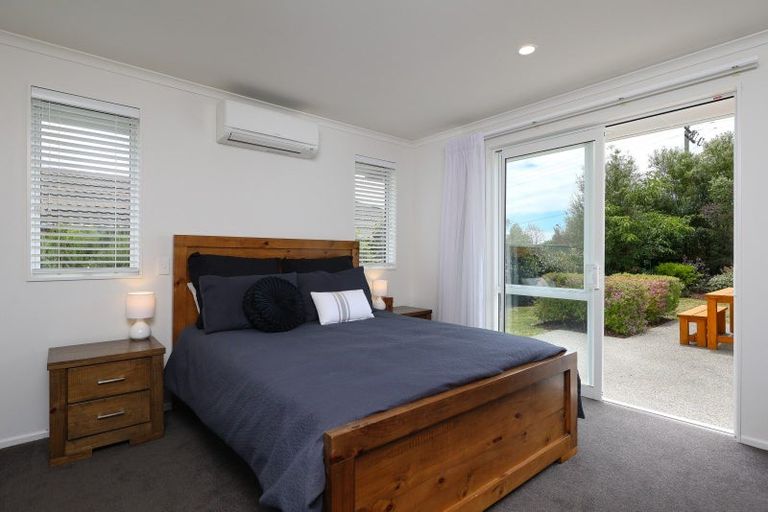 Photo of property in 2 Les Wakefield Road, Mapua, 7005