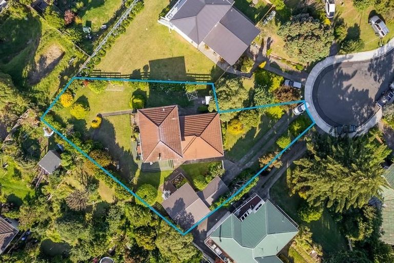 Photo of property in 1 Porter Place, Paekakariki, 5034