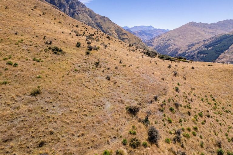 Photo of property in 12 Crows Nest Road, Arthurs Point, Queenstown, 9371