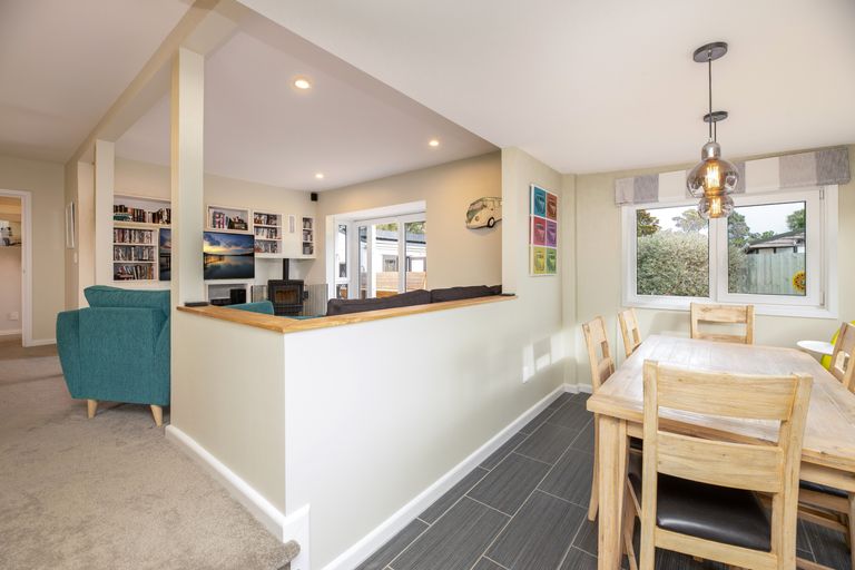 Photo of property in 120 Pine Avenue, South New Brighton, Christchurch, 8062