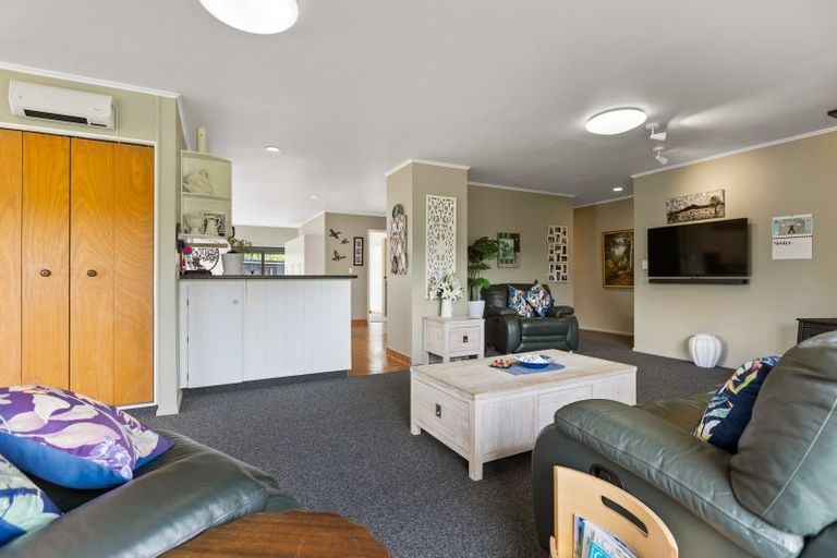 Photo of property in 51a Maire Street, Inglewood, 4330