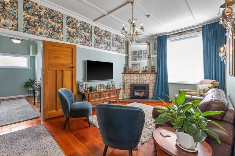 Photo of property in 89 Vigor Brown Street, Napier South, Napier, 4110