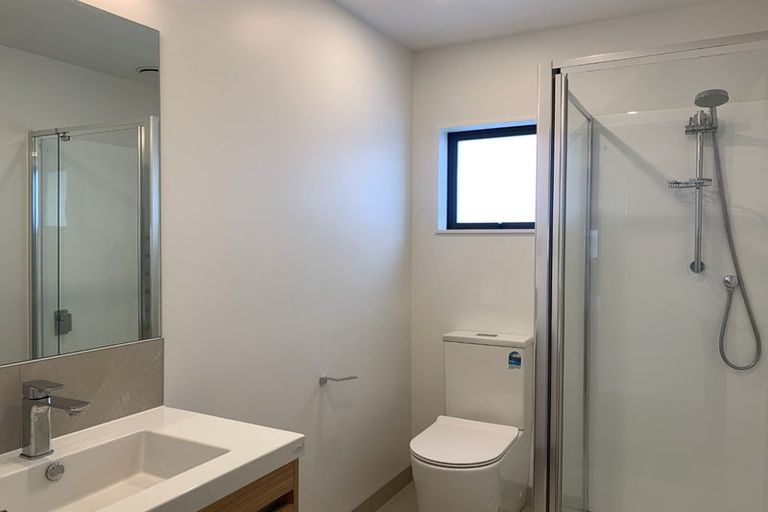 Photo of property in 35 Peihana Road, Hobsonville, Auckland, 0616