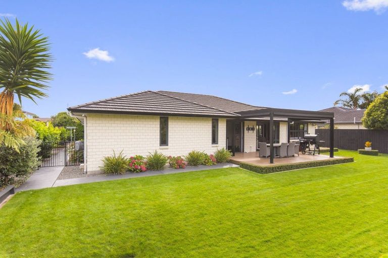 Photo of property in 47 San Priamo Place, Paraparaumu Beach, Paraparaumu, 5032