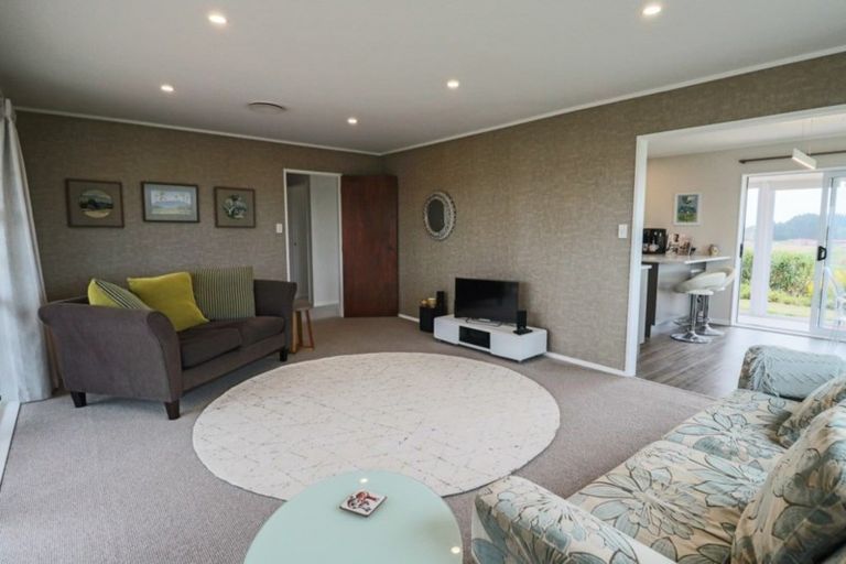 Photo of property in 33 Victoria Street, Foxton, 4814