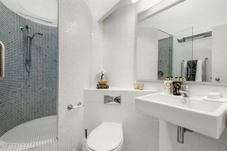 Photo of property in 13/212 Hurstmere Road, Takapuna, Auckland, 0622