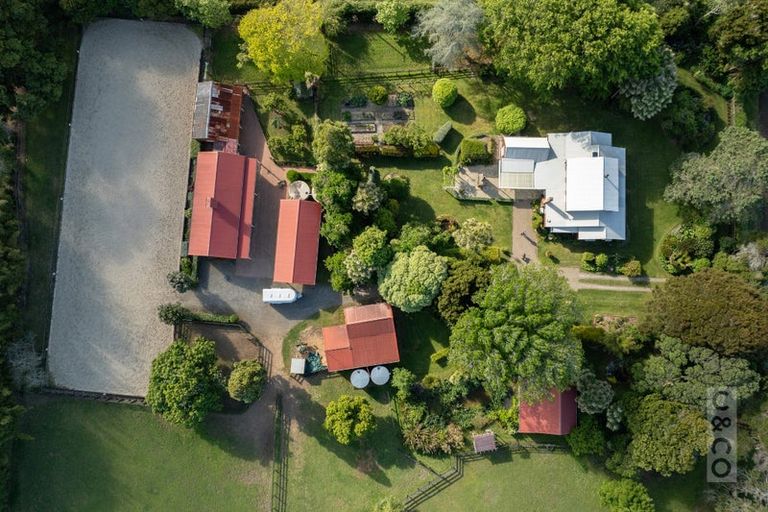 Photo of property in 218 Pomona Road, Kumeu, 0891