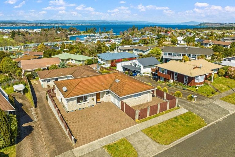 Photo of property in 2/9 Kaiuru Street, Nukuhau, Taupo, 3330