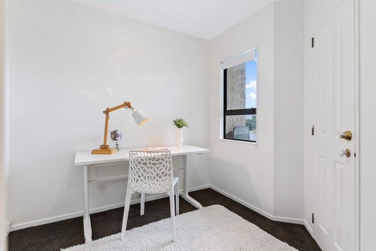 Photo of property in 7 Wentwood Place, Torbay, Auckland, 0630