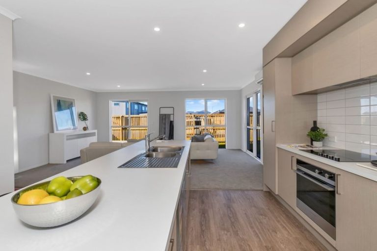 Photo of property in 1 Eric Melrose Lane, Halswell, Christchurch, 8025