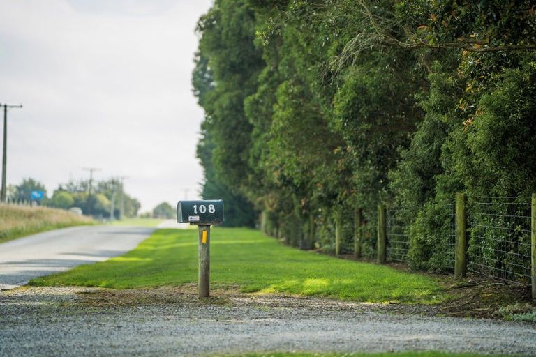 Photo of property in 108 Spur Road, Hadlow, Timaru, 7975