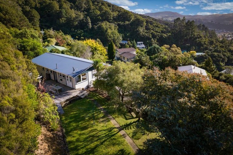Photo of property in 56 Ngahere Street, Stokes Valley, Lower Hutt, 5019