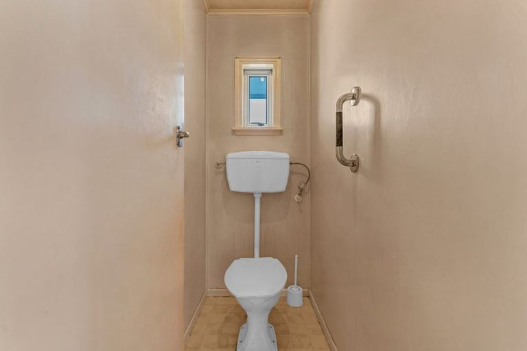 Photo of property in 1/10 Grove Road, Papakura, 2110