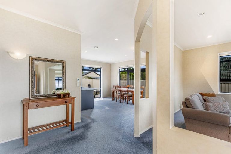 Photo of property in 11 Pippen Court, Henderson, Auckland, 0612