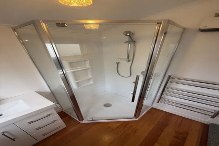 Photo of property in 28 Bay Street, Petone, Lower Hutt, 5012