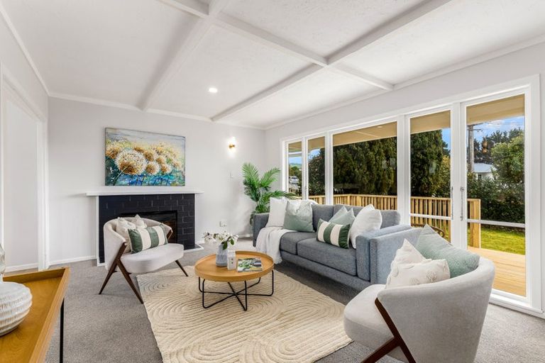 Photo of property in 43 Leicester Street, Cannons Creek, Porirua, 5024