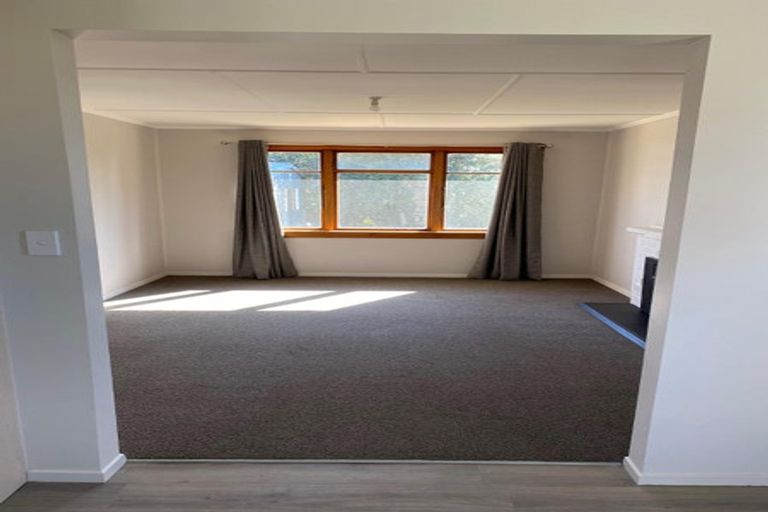 Photo of property in 6 Parsonage Road, Waimate, 7924