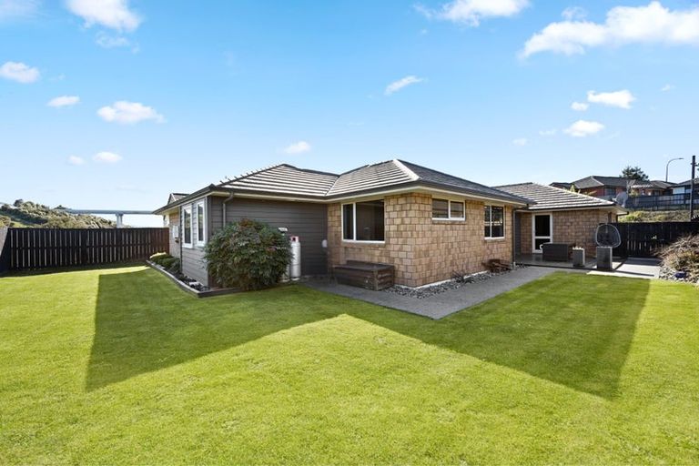 Photo of property in 9 Waikaka Place, Rototuna North, Hamilton, 3210