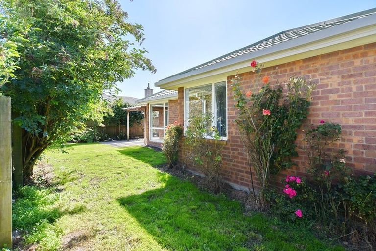 Photo of property in 641 Main North Road, Belfast, Christchurch, 8051