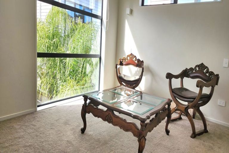 Photo of property in 23 Lockheed Street, Hobsonville, Auckland, 0618