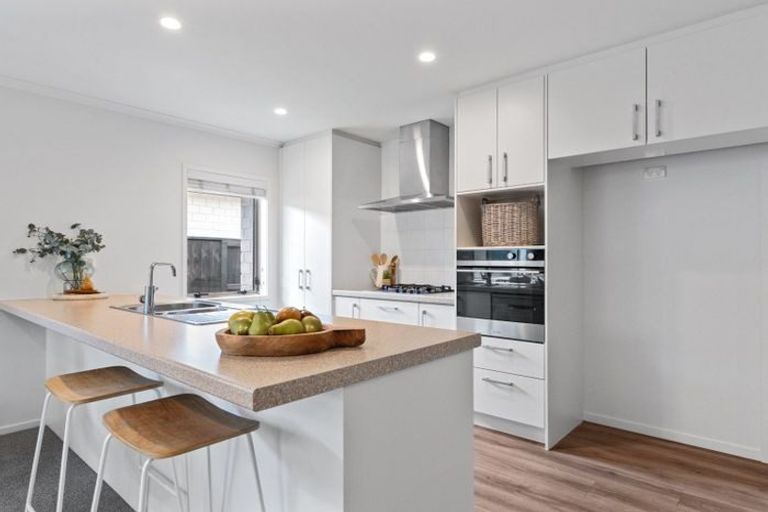 Photo of property in 114 Penetaka Heights, Pyes Pa, Tauranga, 3112