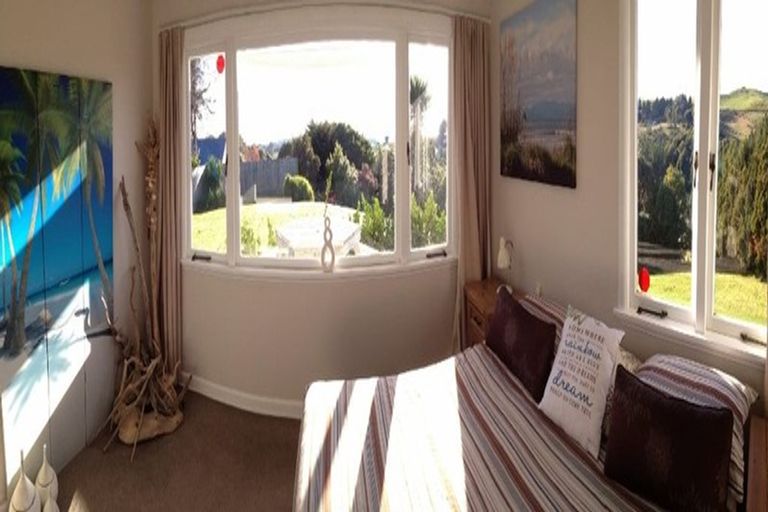 Photo of property in 2 Wade Place, Welcome Bay, Tauranga, 3175