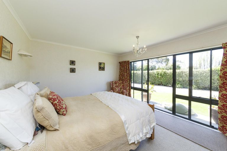 Photo of property in 1293c Roberts Line, Bunnythorpe, Palmerston North, 4478