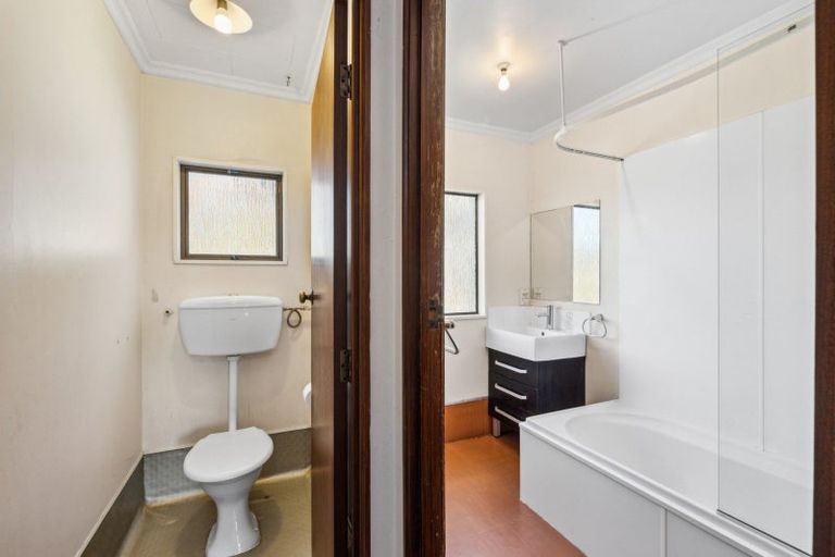 Photo of property in 55 Maratahu Street, Westown, New Plymouth, 4310