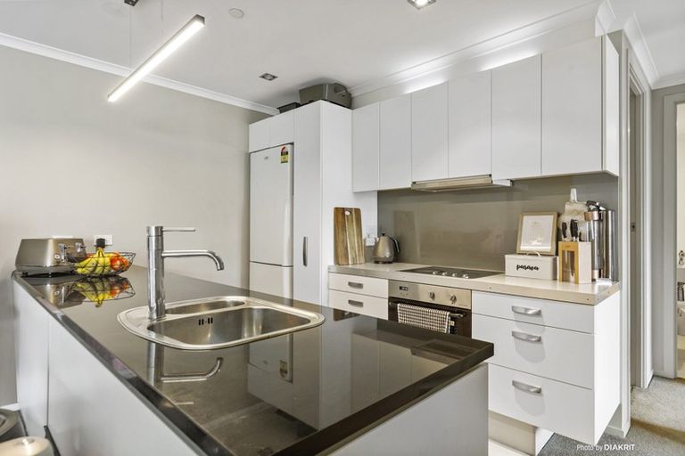 Photo of property in Bellagio Apartments, 8e/39 Taranaki Street, Te Aro, Wellington, 6011