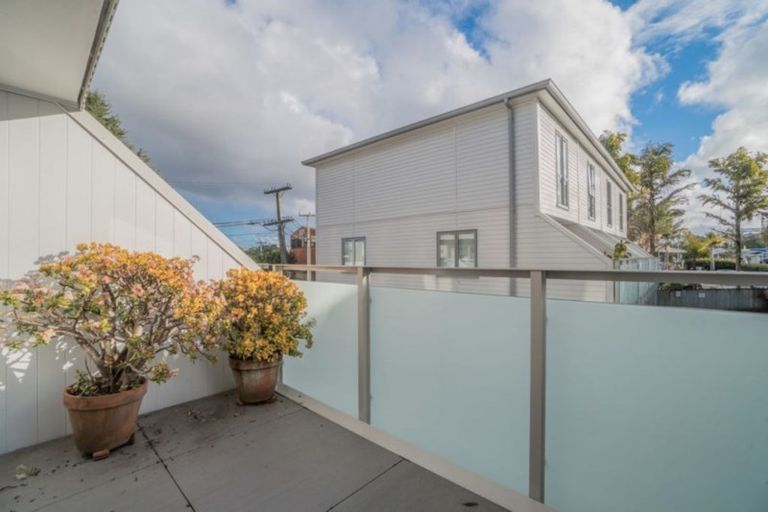 Photo of property in 17/29 Rossmay Terrace, Mount Eden, Auckland, 1024