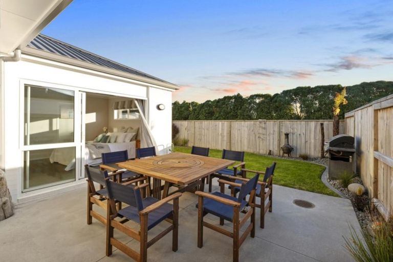 Photo of property in 81 Awatira Drive, Papamoa Beach, Papamoa, 3118