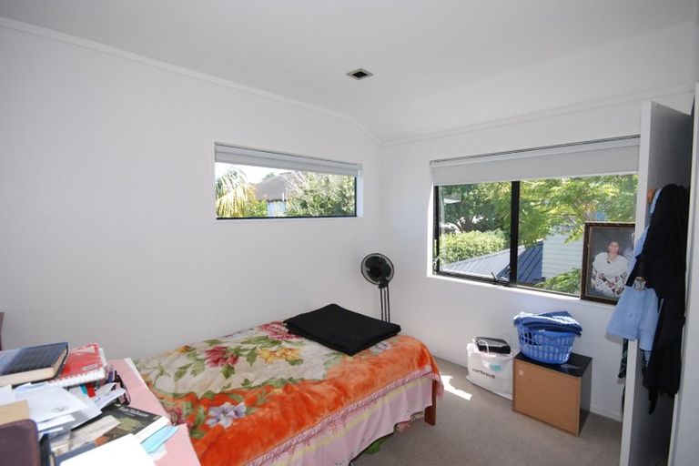 Photo of property in 3/16 Wairakei Street, Greenlane, Auckland, 1051