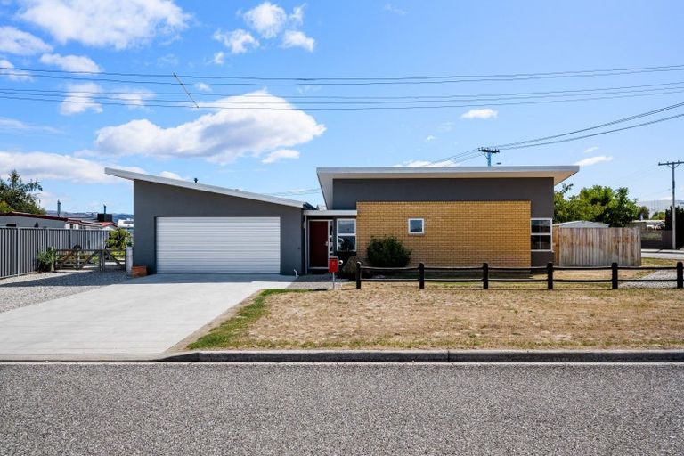 Photo of property in 35 Eureka Street, Alexandra, 9320