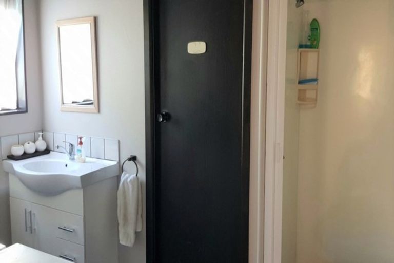 Photo of property in 76 Kinloch Road, Kinloch, Taupo, 3377