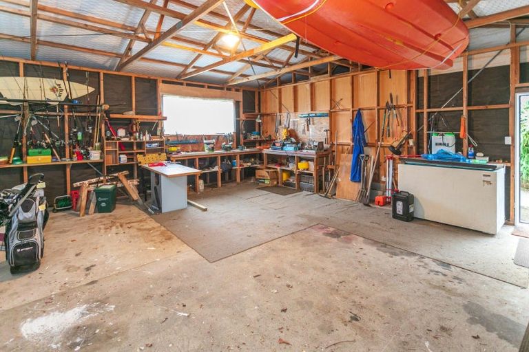 Photo of property in 218 Paku Drive, Tairua, 3508