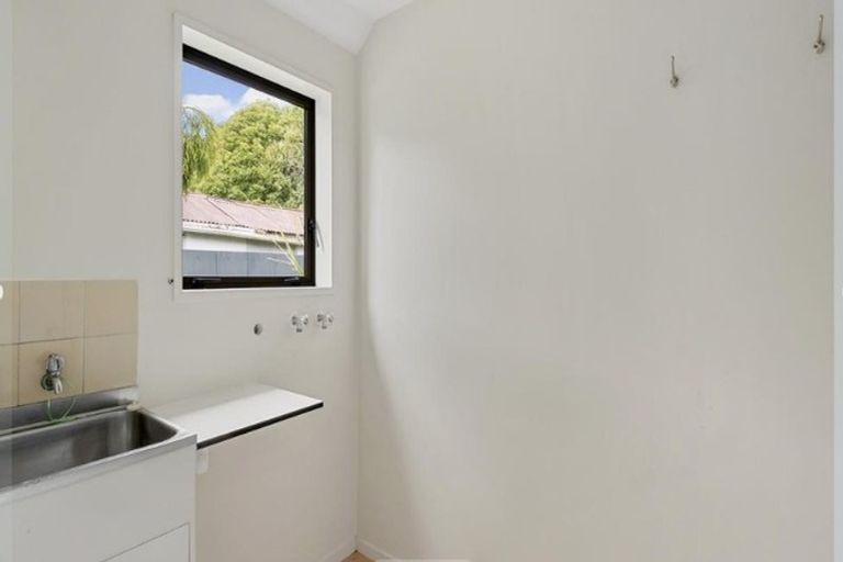 Photo of property in 77b Abberley Crescent, St Albans, Christchurch, 8014