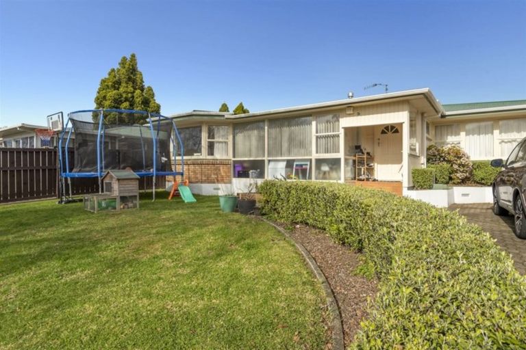 Photo of property in 21 Ngahere Street, Otumoetai, Tauranga, 3110