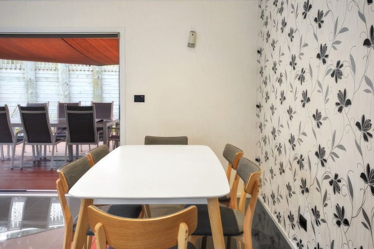 Photo of property in 20 Pomare Avenue, Russell, 0272